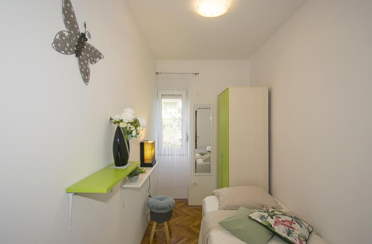 Apartment Edera, Near The Town In A Quiet Location 로비니 외부 사진